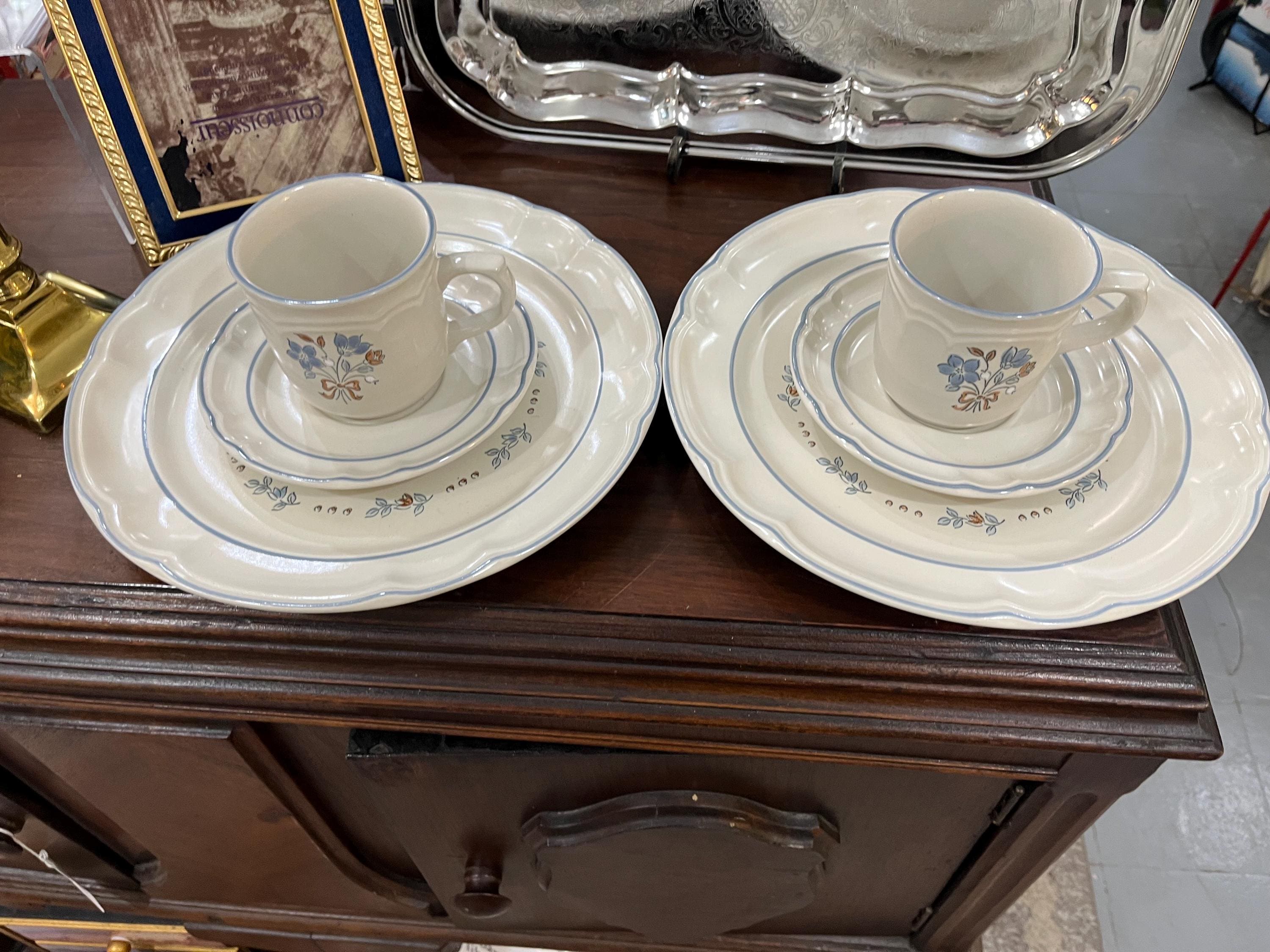 Cordella Dinner Plates - Etsy