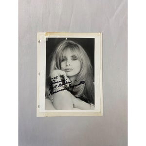 Autographed Black & White 8x10 Photo Of Rosanna Arquette