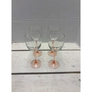 Set Of 4 Clear Wine Glasses With Pink Stems