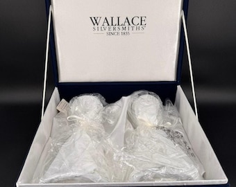 RARE NEW Wallace Grande Baroque Silverplated Candlesticks Pair 9 5/8" NOS