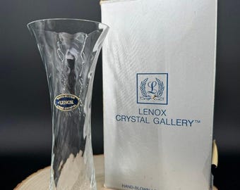 Lenox Crystal Gallery Bouquet Contour Lead Crystal 7" Bud Vase Handblown w Box
