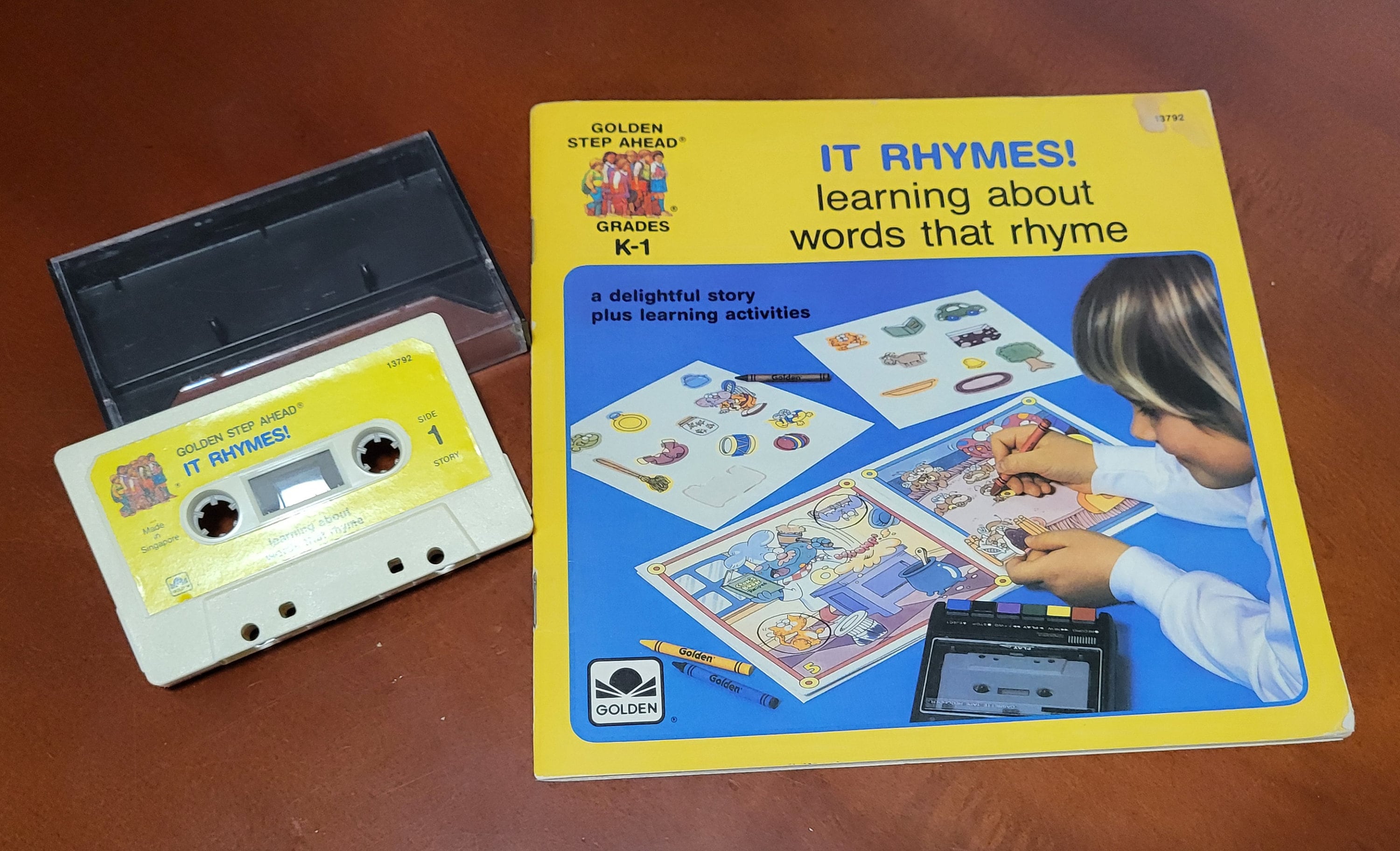 Vintage IT RHYMES Learning About Words That Rhyme Book & Cassette