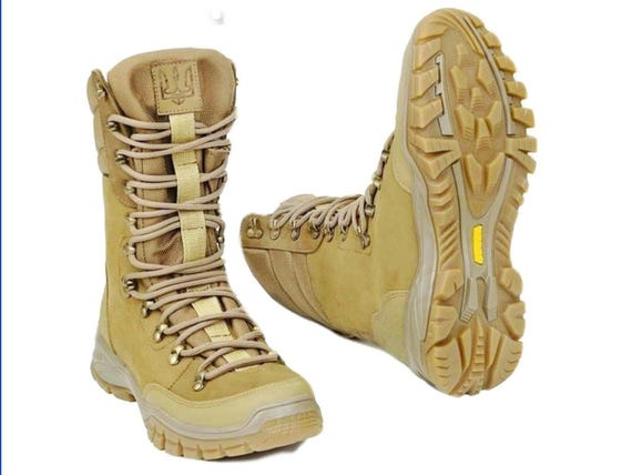 D010 Ukrainian Army Boots with KEVLAR - Sturdy Combat Footwear for Men. Tactical Leather Boots for Military or Airsoft Training