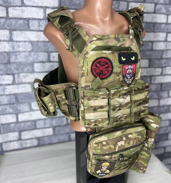 ウクライナ製マルチカムプレートキャリア（ポーチとバッグ付き