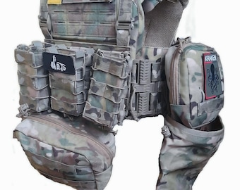 Professional Multicam Plate Carrier with pouches and bags. Multicam Body Armor PTNPNX GU gen.3. A set of Best assault plate carrier config.