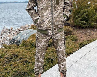 ウクライナ軍放出品　国旗パッチ付きPIXL CAMO 迷彩ジャケット　MM-18 ウクライナ軍放出品 国旗パッチ付きPIXL CAMO 迷彩ジャケット MM