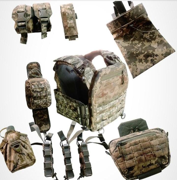 Professional MM14 Pixel Plate Carrier: Cordura Nylon Body Armor