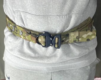 ウクライナ製タクティカルアサルトベルト。プロフェッショナル