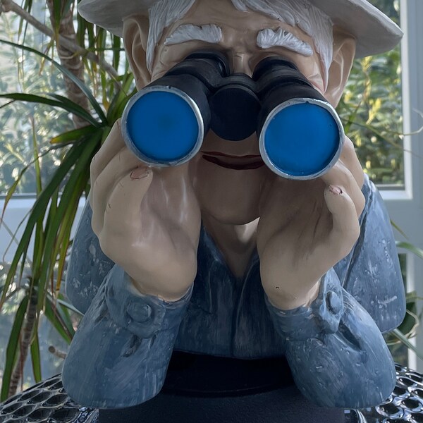 Opa mit Fernglas Balkon Deko Garten Figur