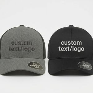 Bonnet Flexfit Delta brodé personnalisé | Casquette performante sans couture, stretch athlétique