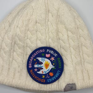 Public Parks Libraries Education Broadcasting Patch • 3" Round Embroidered Patch with Dove • Progressive Patch • Pro Public Goods Badge imagem 9
