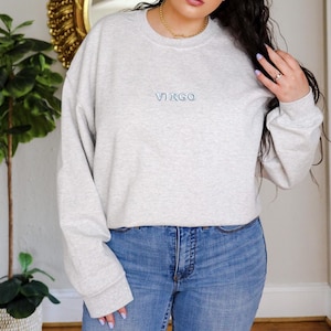 Custom Zodiac Sweatshirt – Embroidered Astrology Sign Crewneck Horoscope Gift Minimalist Star Sign Sweater Personalized Embroidery