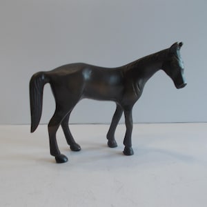 Antique~Bronze~Horse~Pony~Figurine~Statue~Sculpture~Thoroughbred~ Horse~60&#39;s~Equestrian~Collectable~Gift~4 1/2&quot;~Tall~Weighs~15oz.~Nice