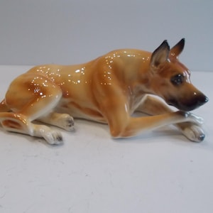 Beautiful~GREAT DANE~Dog~Statue~Figurine~Fawn~Mid Century~Canine~Art~Porcelain Signed~Great Dane~Dog~7 3/4&quot;~Long~PRISTINE~Collectable