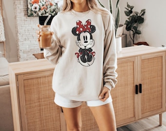 Disney Mickey & Friends Cute Minnie Mouse Doodle Shirt, Hollywood Studios Tee, WDW Trip T-shirt, Family Birthday Gift, Couple Sweatshirt