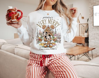 Retro Mickey's Very Merry Christmas Party 2025 Sweatshirt, Mickey & Friends Christmas Matching Shirt, WDW Disneyland Xmas Family T-Shirt