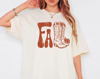 Western hösttröja, höstvibbar t-shirt, western cowgirl stövlar skjorta, höstsäsongströja, retro pumpahösttröja, cowgirltröja
