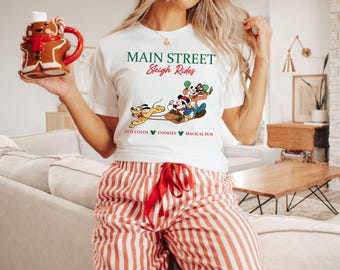 Camisetas navideñas de Disney, camiseta de Disneyworld, paseos en trineo por Main Street, camiseta navideña, camisetas a juego para viajes de vacaciones a Disneyland
