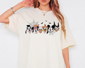 Camiseta retro de ratón espeluznante y amigos, camiseta de Mickey Boo para Halloween, camiseta espeluznante de Disney, camiseta de viaje familiar de Halloween de Disney, camiseta de Halloween de Disney