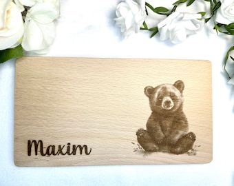 Frühstücksbrett aus Buchenholz mit Bär Teddy Schule Holzbrett Frühstück personalisiert individuell Laser Name Kinder Gravur