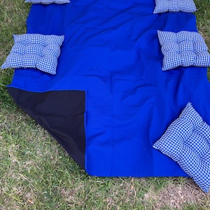 Pack pique-nique complet – 4 serviettes, 4 coussins, nappe 2m + accessoires