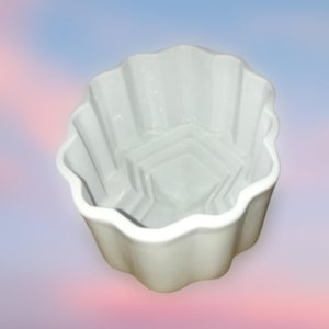 Rare Antique Rubian Art Pottery Jelly or Blancmange Mould – A Collector’s Dream.  Free UK Delivery