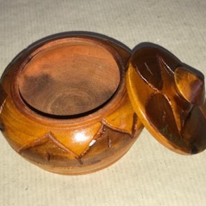 Discover the Charm of a Vintage Hand-Carved Trinket Box