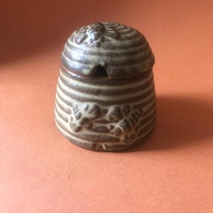 Vintage Charmouth Keramik Honig Topf: Steinzeug Bienenstock mit Deckel