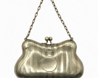 Zeitlose Eleganz im Miniaturformat: Antike Edwardianische EPNS-Tanztasche aus den 1910er Jahren | Versilberte Chatelaine-Handgelenktasche