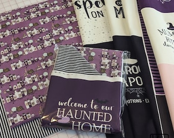 Paquete de 2 yardas de tela de algodón y 1 panel de lona ligera con frases de Halloween. Paquete de paneles de tela para bolsos de mano. Ideal para acolchado, truco o trato. Regalo DIY.