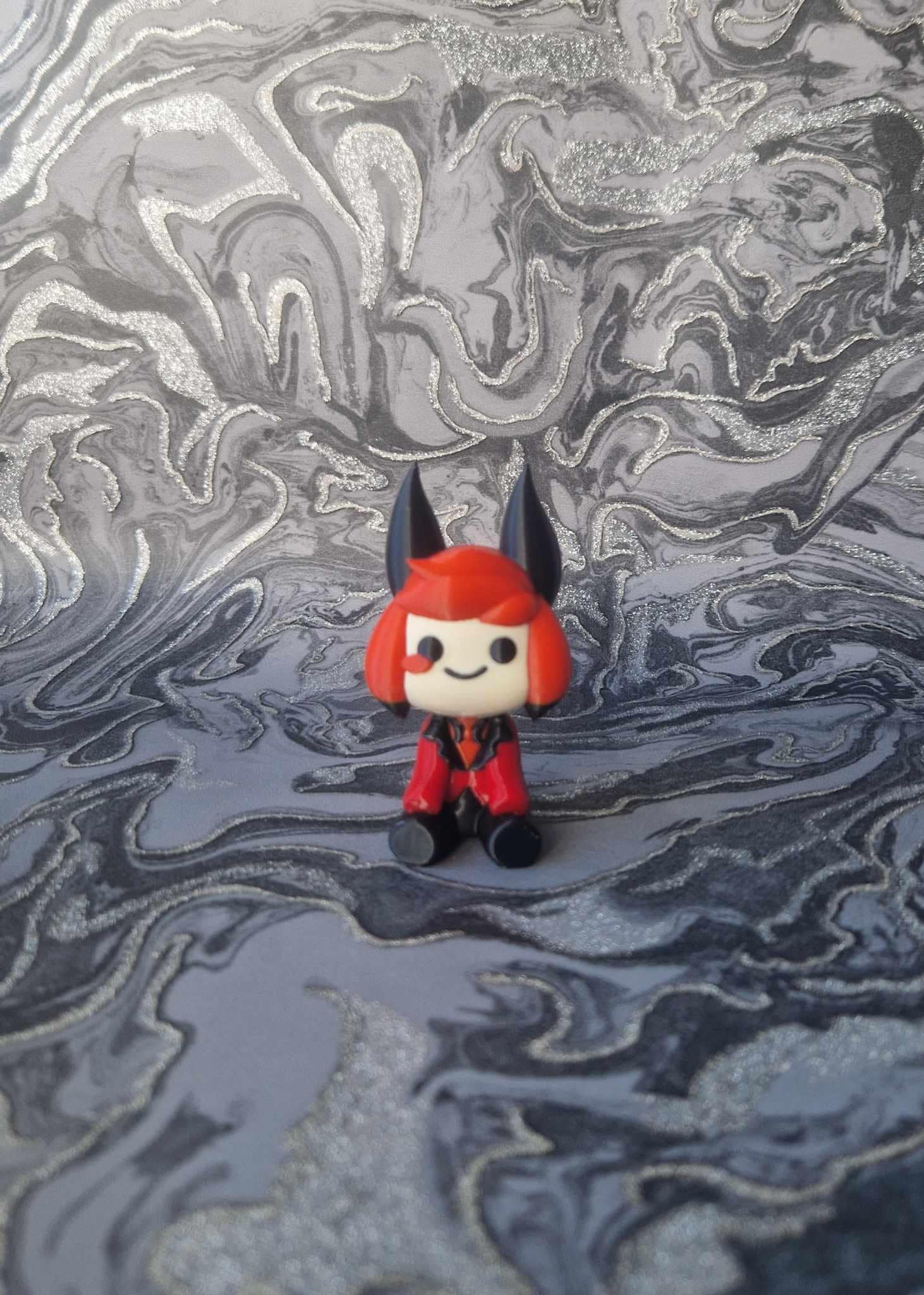 新品未開封　アラスター　ラジオデーモン　2体フィギュアセット ハズビン・ホテル/ ラジオデーモン・アラスター ビニールフィギュア