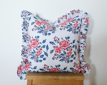 Taie d'oreiller floral shabby chic à volants : impression bloc rose bleu (20 x 20) à (14 x 20)