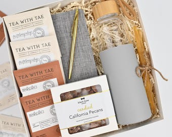 Personalized Spa Gift Set: Throw Blanket, Candle & Tea