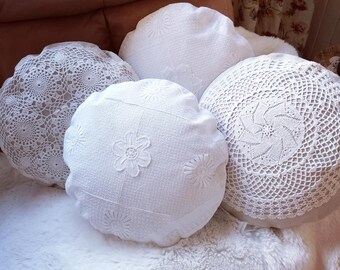 Set of 2 high-quality round decorative pillows/cushion covers made of antique lace 40 or 45 Ø Boho