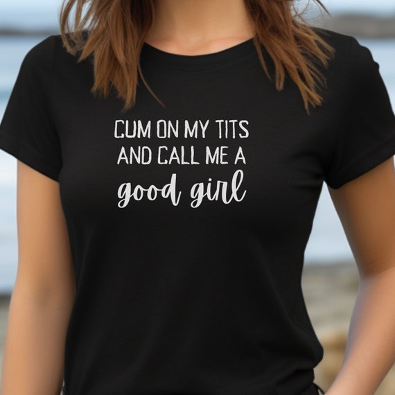 Bdsm Good Girl Submissive Present T-Shirt Bdsm Good Girl Submissive Present T-Shirt