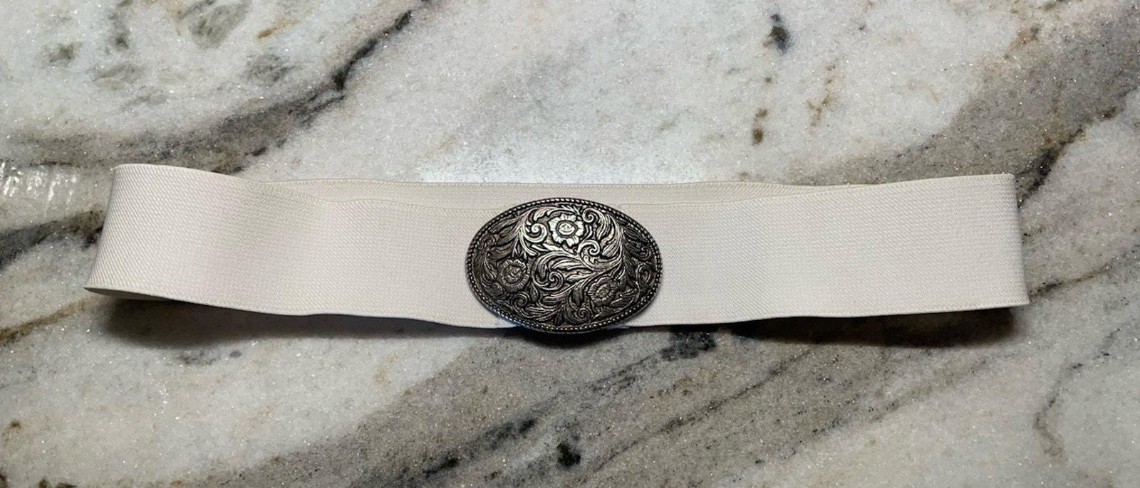 Vintage Ginger Propper For Two Blondes Western Concho Belt With Silver-Tone Engr Ginger Propper Two Blondes New York VTG 80 main image 4