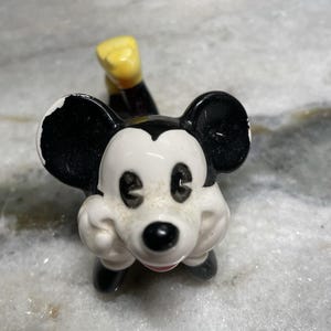 Vintage 1970s Ceramic Walt Disney Mickey Mouse Lying Down Figurine image 2