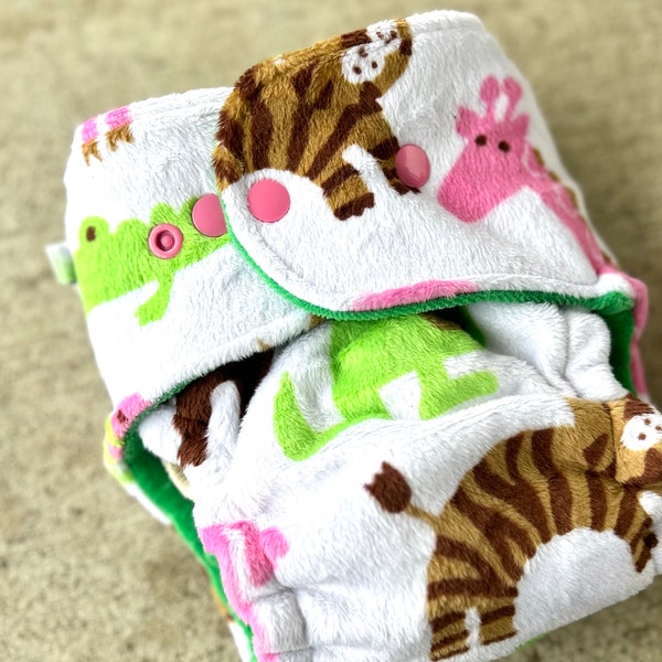 Minky Hybrid Fitted Cloth Diaper Bamboo fleece soaker Mini Bum Size 10-20 lbs Jungle animals Bumstoppers