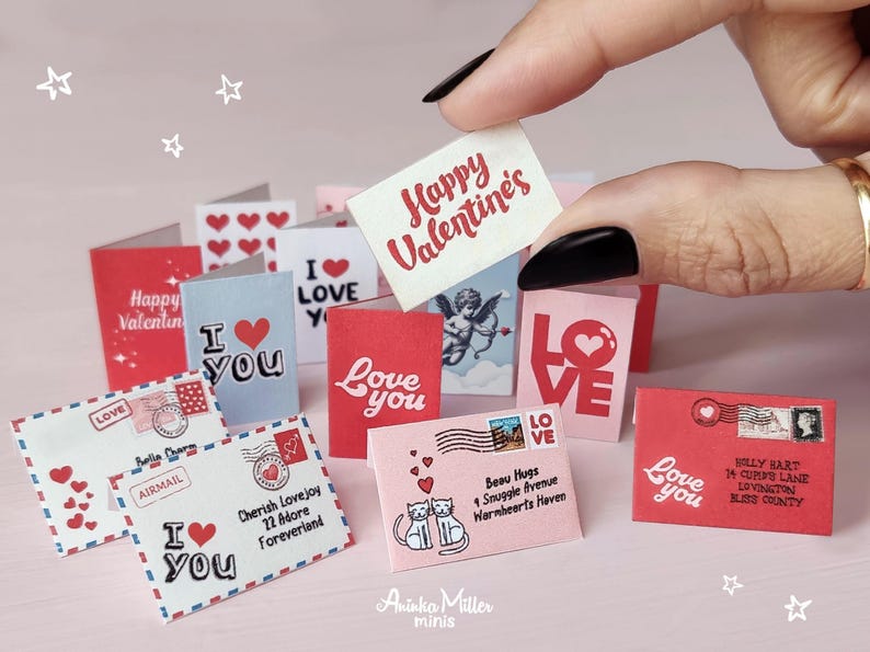 Miniature Valentines Day cards set in 1/6 scale. Features cute red and pastel designs with I Love You, Happy Valentines Day, and vintage-style love letters. Ideal for collectors, gifts, or DIY projects