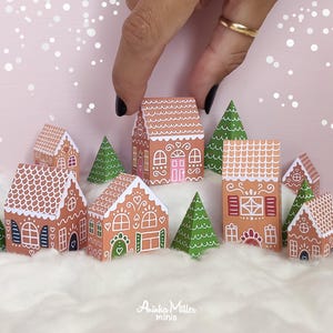 Miniature Christmas village with Gingerbread houses and trees for dioramas and dollhouse decor, Printable accessories and supplies