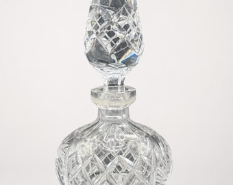 Vintage Art-Deco-Stil geschliffene Kristall Parfüm Flasche mit geometrischem Stopfen