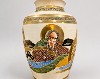 Vintage Japanese Satsuma-Style Moriage Vase with Buddhist Figures – c.1920–1940s