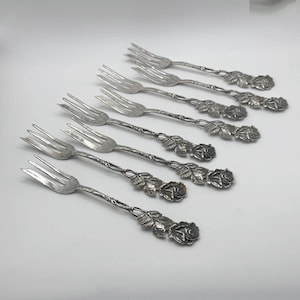 Christoph Widmann 835 Silver Forks Set Rose of Hildesheim German Antique c1919