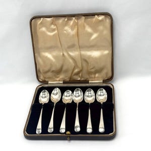Sterling Silver Demitasse Spoons Set of 6 in Box Sheffield 1930 Cooper Bros