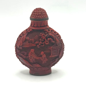 Antique Chinese Cinnabar Lacquer Snuff Bottle Hand-Carved Landscape Figures Mark