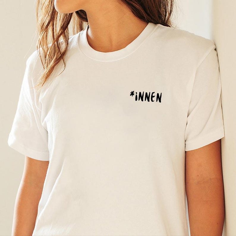 innen, modernes feministisches tshirt, feministisches tshirt, feministisches shirt, , lgbqt shirt, lgbqt sweater, pullover frauen, female empowerment, feminismus, feminismus shirt, feminismus pullover, sweatshirt feminism, frauen, geschenk frau, geschenk freundin, berlin, gleichberechtigung pulli, gleichberechtigung pullover, gleichberechtigung shirt, feminist shirt, equality shirt, innen, innen shirt, pride shirt, feminismus tshirt, lgbt shirt, lgbtq, patriarchy