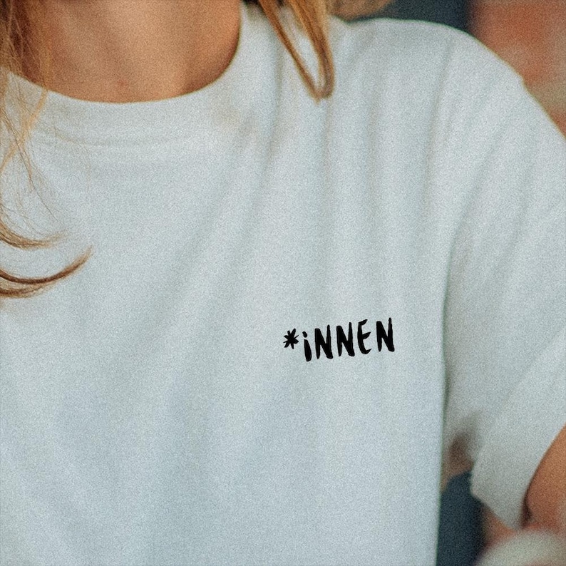 innen, modernes feministisches tshirt, feministisches tshirt, feministisches shirt, , lgbqt shirt, lgbqt sweater, pullover frauen, female empowerment, feminismus, feminismus shirt, feminismus pullover, sweatshirt feminism, frauen, geschenk frau, geschenk freundin, berlin, gleichberechtigung pulli, gleichberechtigung pullover, gleichberechtigung shirt, feminist shirt, equality shirt, innen, innen shirt, pride shirt, feminismus tshirt, lgbt shirt, lgbtq, patriarchy