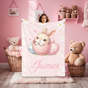 Manta de conejos de Pascua personalizada con nombre, lindo collage de conejitos, manta Minky para niños pequeños, texto de manta para niñas, regalo de cumpleaños