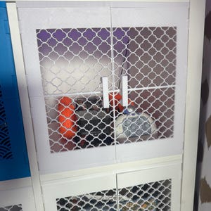 Easy to assemble door for Kallax cubic furniture - Ikea