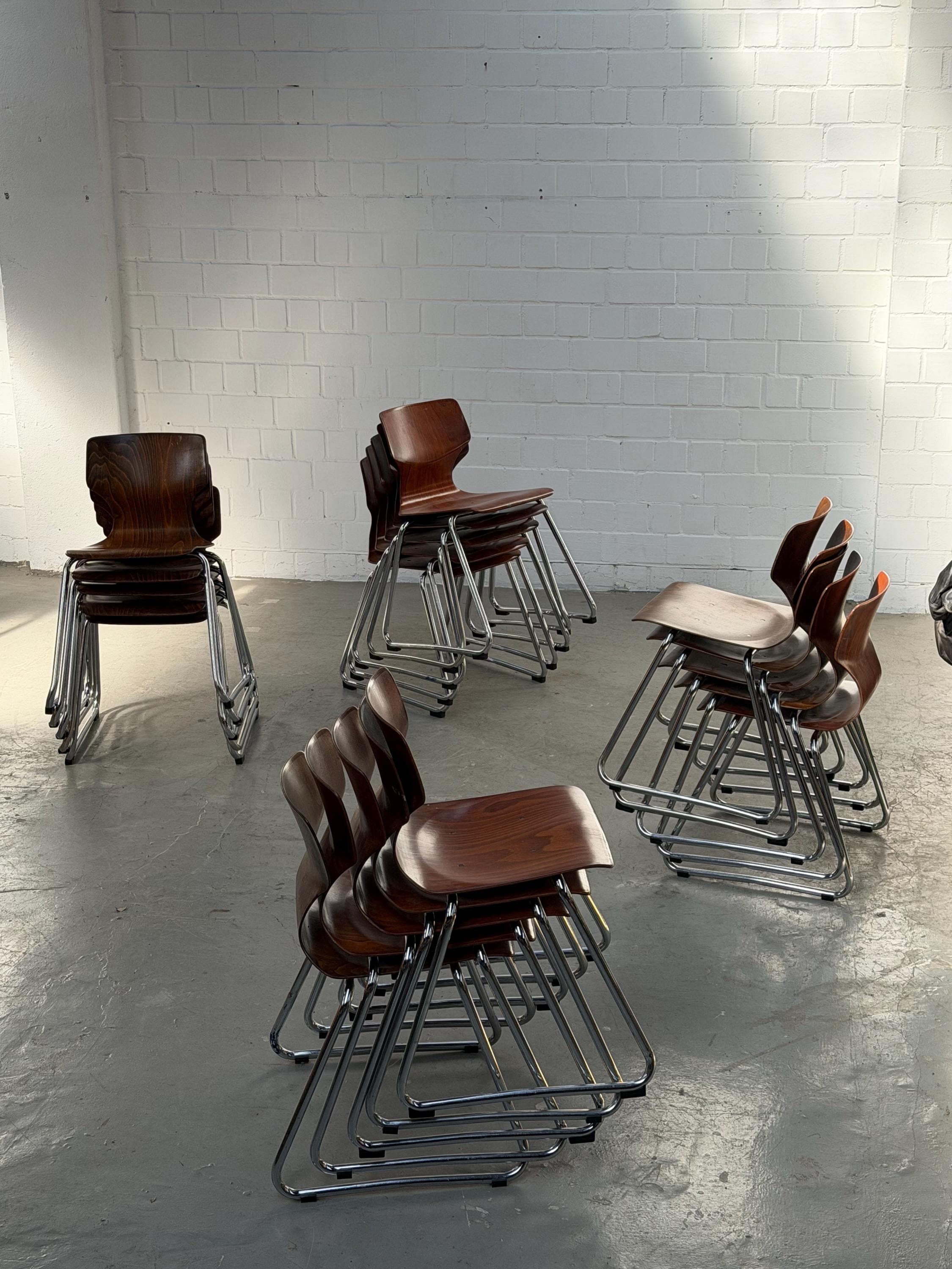 GALVANITAS社×PAGHOLZ社製 Elmar FlotottoチェアB Elmar Flötotto | Pagholz | Designklassiker | Stapelbar | Chrom